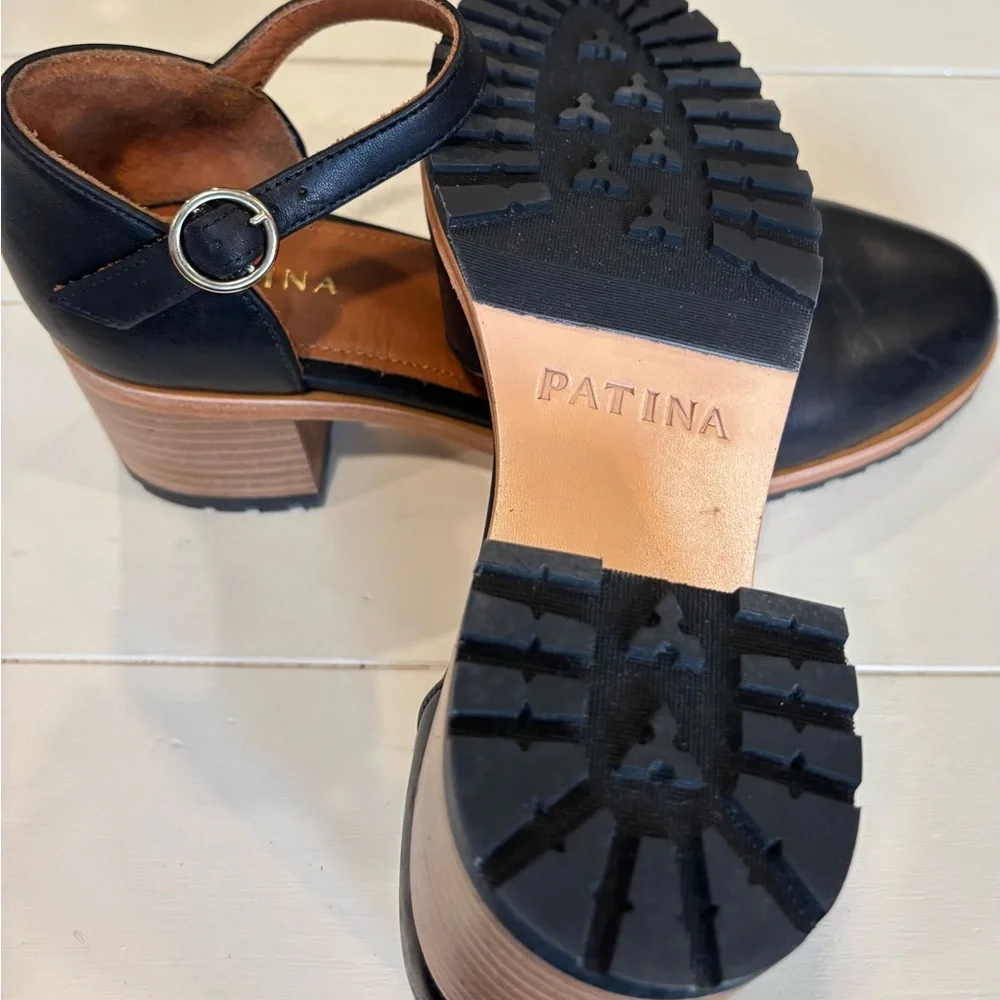 Patina Black Women's Heels - Picture 6 of 8